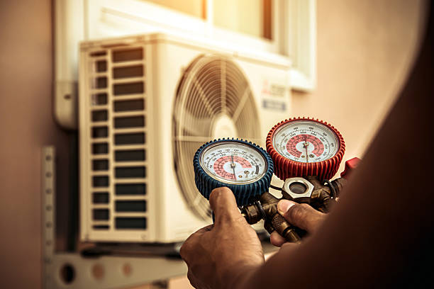 Professional Hvac Installation technician working in Mc Lemoresville, TN